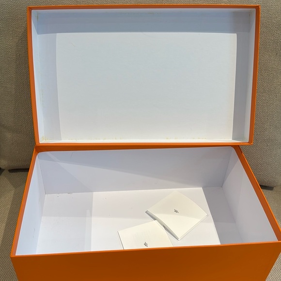 Hermes storage sneakers shoes box. - Picture 8 of 12